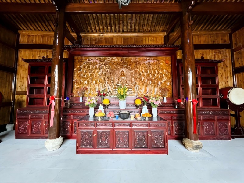 乌海寺院祭祀供桌